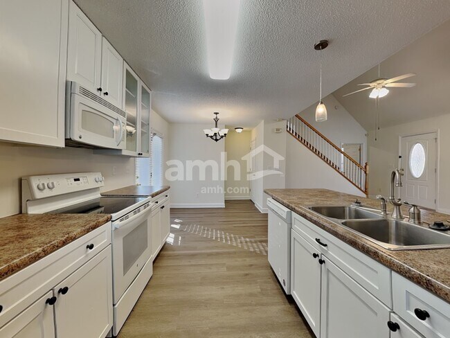 Foto del edificio - 5420 Springhouse Farm Rd