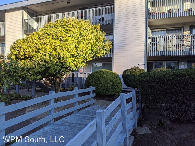 Foto del edificio - 2 br, 1 bath House - 22991 Marine View Dri...