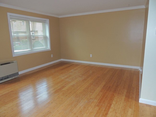 Building Photo - 39 Stonegate Ln