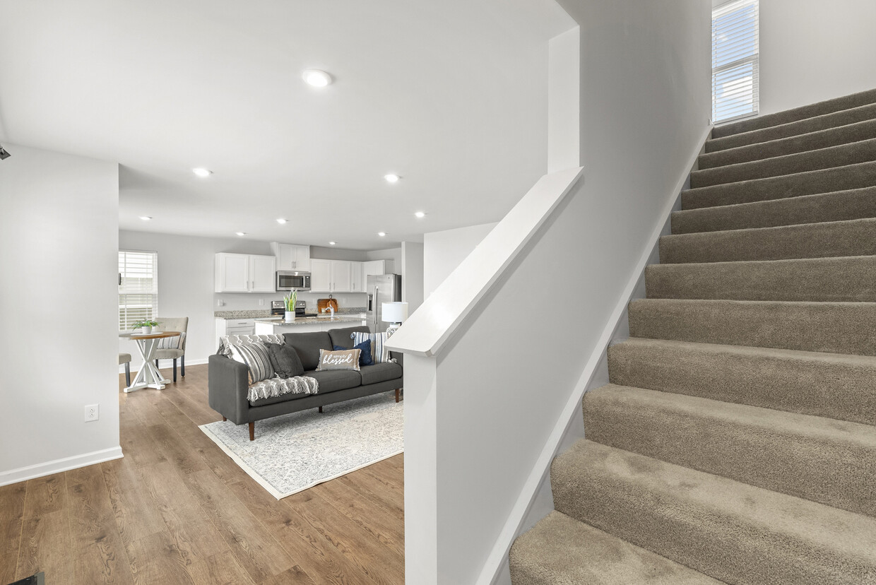 Photo - 161 Robinia Rd (Lynchburg, VA)