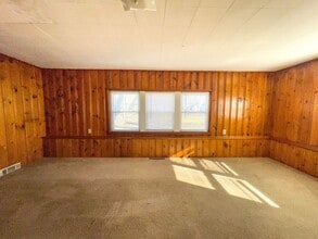 Building Photo - 1900 E 22nd St Building Photo - 1900 E 22nd St