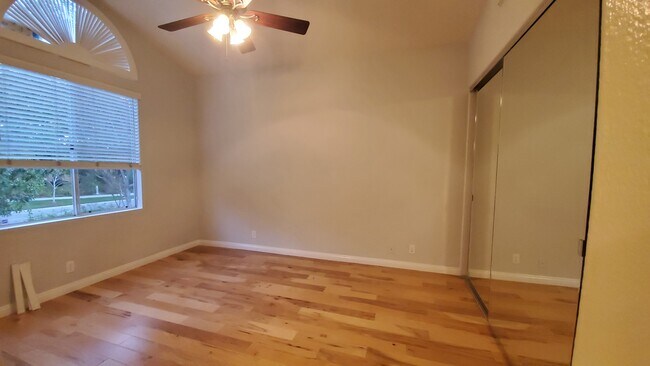 Building Photo - 802 Marinella Aisle