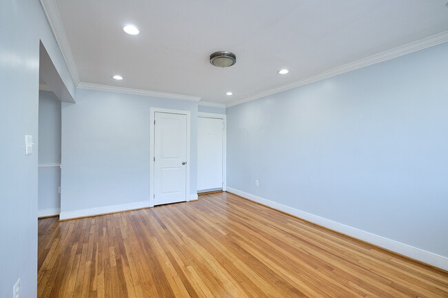 Foto del edificio - 2832 Hartford St SE