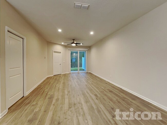 Building Photo - 163 Charlie Way