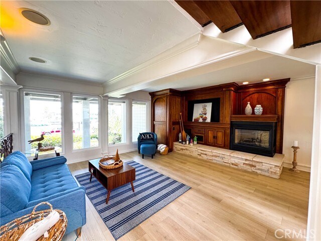 Building Photo - 16355 Wimbledon Ln