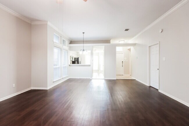 Foto del edificio - 5014 Otter Peak Dr