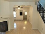 Primary Photo - 2946 S 16th St
