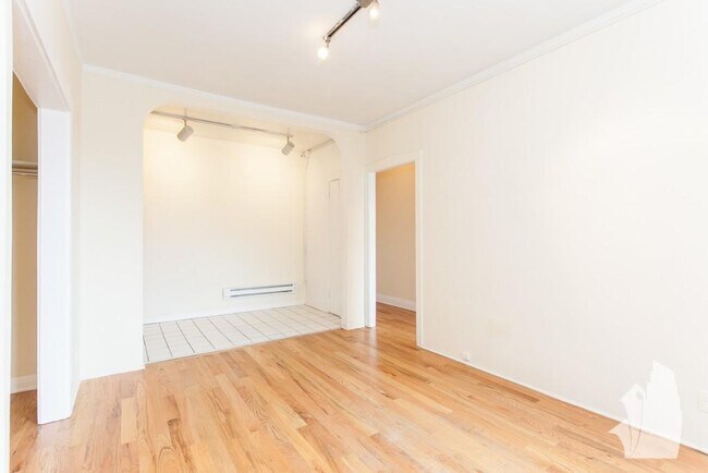 Foto del edificio - 516 W Melrose
