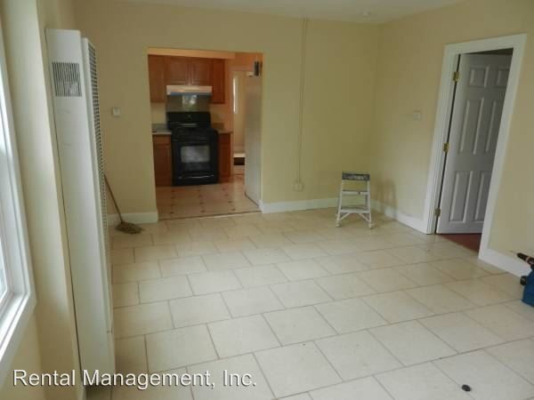 Building Photo - 20 W 28th St