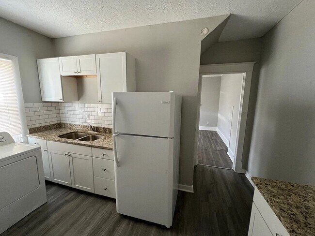 Foto del edificio - 3420 Clifton St