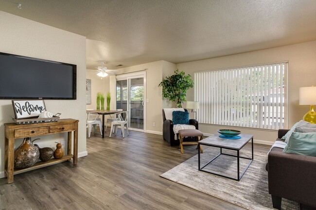 Interior Photo - Chico Meadow Apartments