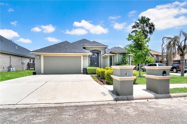 Foto del edificio - 516 Hackberry Ave