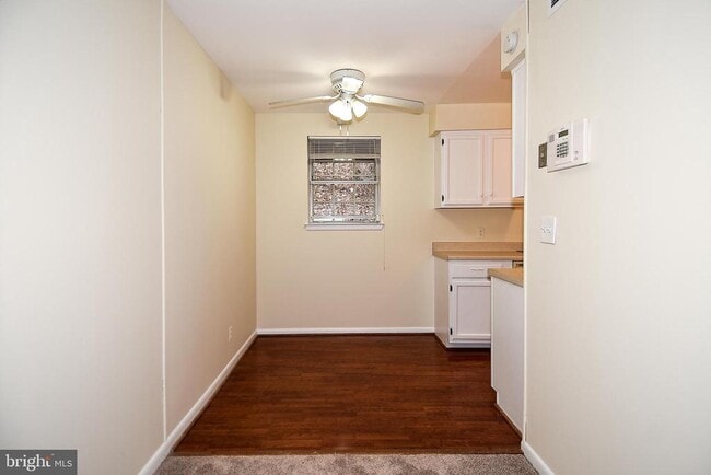 Building Photo - 4655 28th Rd S