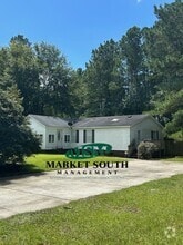 Building Photo - 170 Lindsey Dr