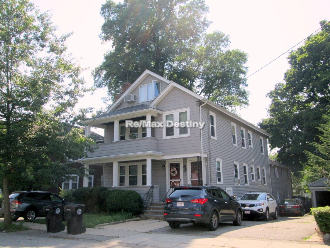 58 Slade St Unit 1, Belmont, MA 02478 Condo for Rent in Belmont, MA