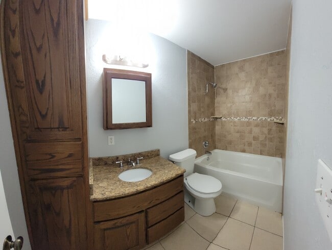 Foto del edificio - 101 Bluebonnet Ln