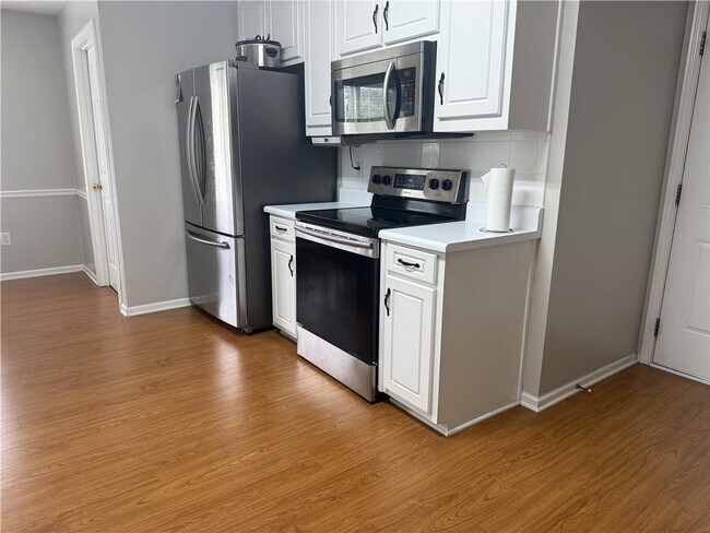 Building Photo - 3428 Pleasant View Ct