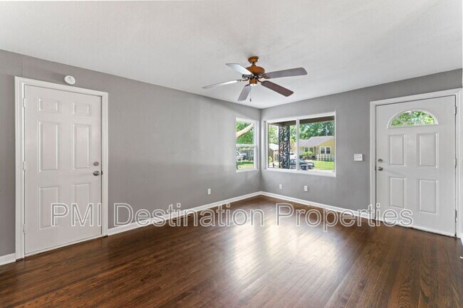 Foto del edificio - 1018 NE 44th Terrace