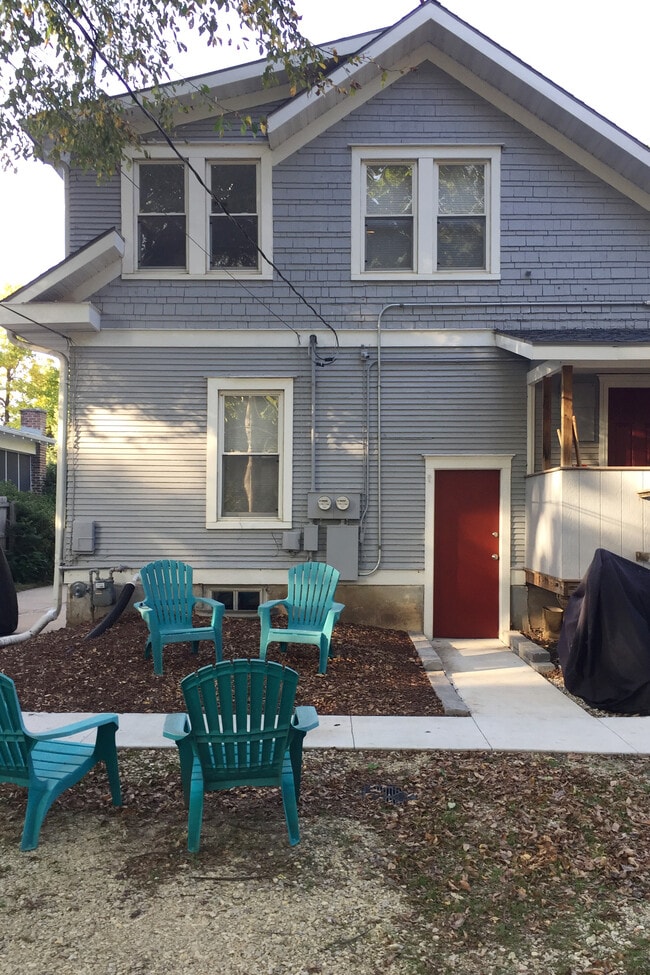 parte trasera de la propiedad - 1511 Leavenworth St