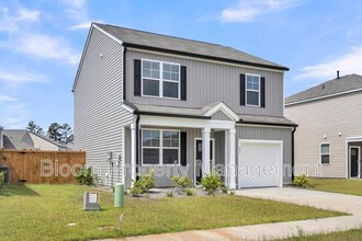 Building Photo - 803 Lilyford Ln