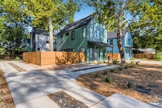 Building Photo - 1116 Walton Ln