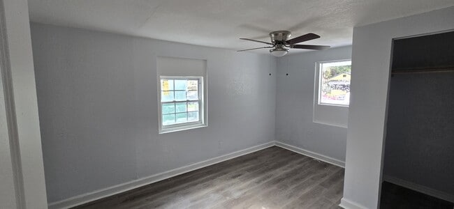 Foto del edificio - 1509 W 22nd St
