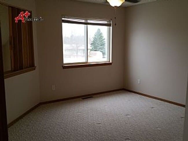 Building Photo - 6605 W 43rd Pl
