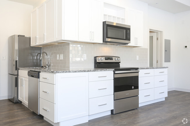 Interior Photo - Broadway Lofts