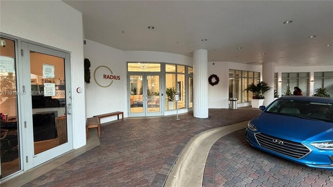 Foto del edificio - 1830 Radius Dr