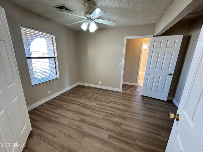 Foto del edificio - 6361 W Onyx Ave