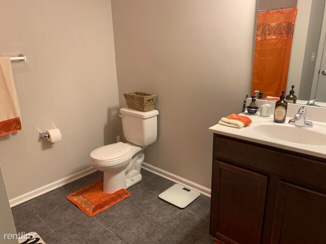 Building Photo - 1 br, 1 bath Apartment - 6451 Archcrest Dr