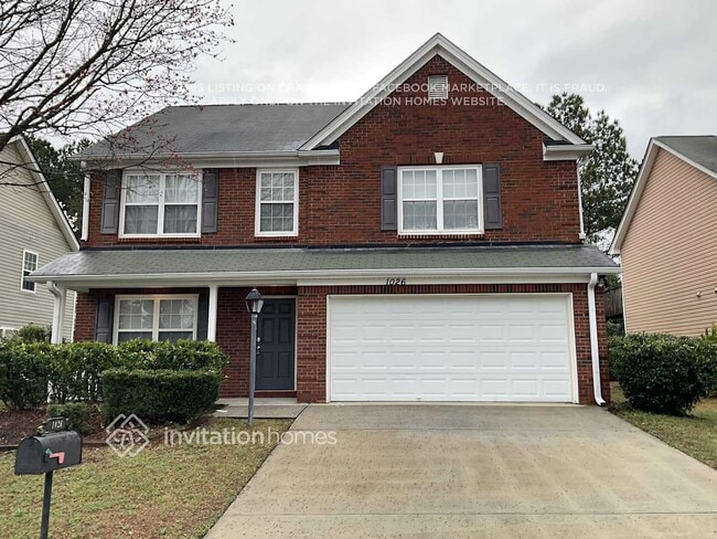 Building Photo - 1026 Hawthorn Ln