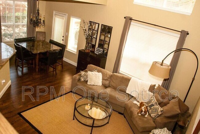 Building Photo - 8604 Heather Ridge Dr