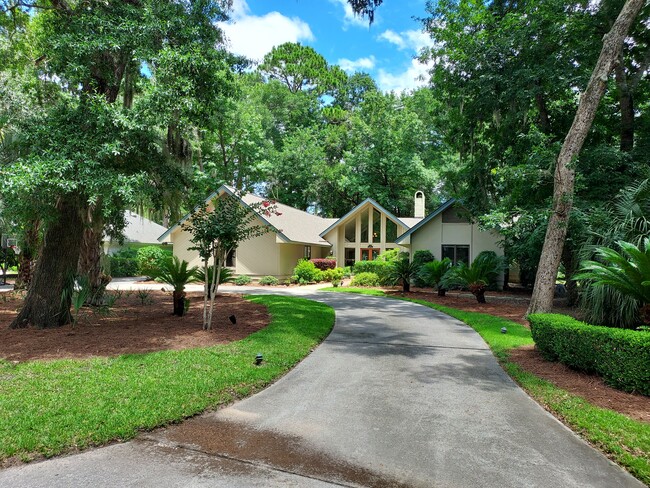 Building Photo - 8 Loblolly Ln