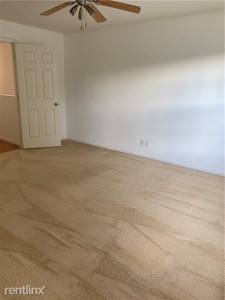 Building Photo - 3 br, 2.5 bath House - 9772 Porta Leona Ln