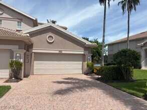 Building Photo - 13960 Lake Mahogany Blvd