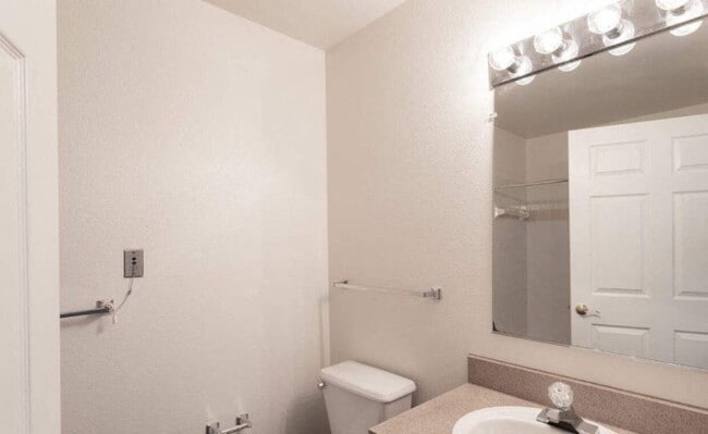 Foto del edificio - River Run Senior Apartments