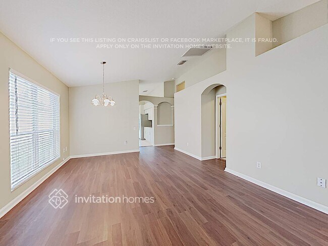 Foto del edificio - 13271 Evening Sunset Ln