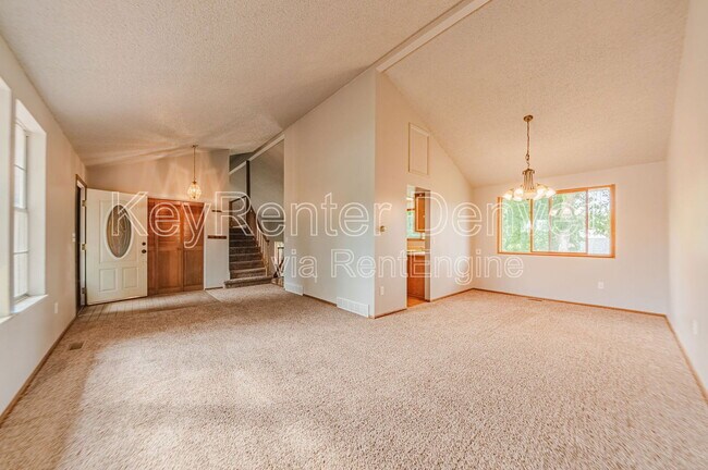 Foto del edificio - 16565 E Girard Ave