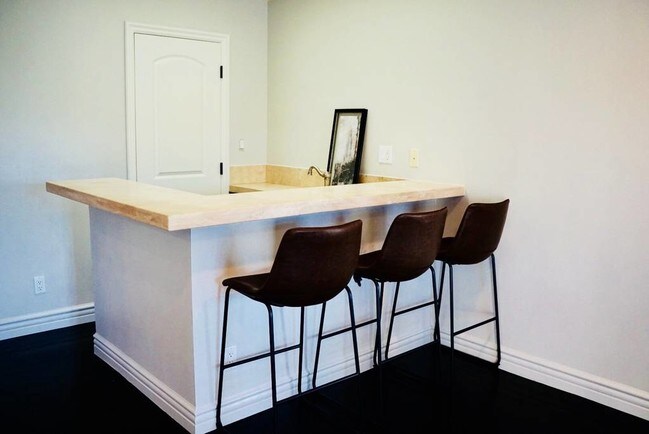 Building Photo - 2169 HERCULES Dr