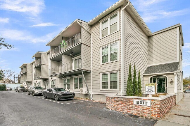 Foto del edificio - 259 E Bay St