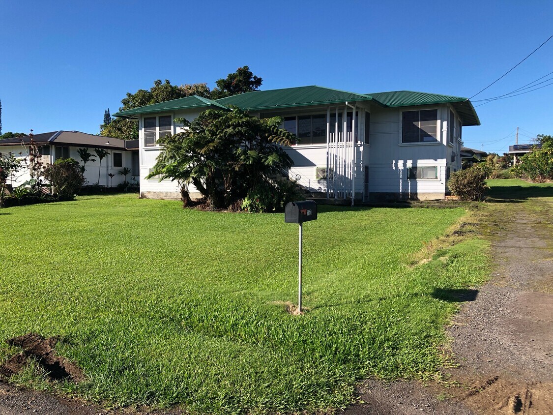 162 Hoonanea St, Hilo, HI 96720 House Rental in Hilo, HI