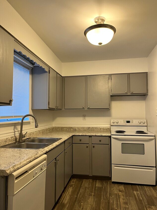 21 Alan Shepard Rd, Pueblo, CO 81001 House Rental in Pueblo, CO