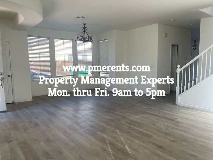 Foto del edificio - 10602 Hidden Grove Cir