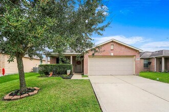 Building Photo - 8022 Yaupon View Dr