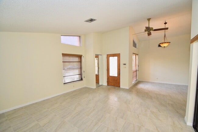 Building Photo - 21518 Summertrace Cir