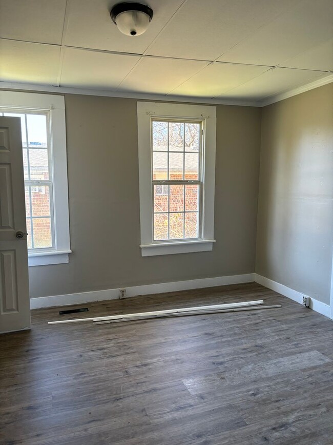 Foto del edificio - Centrally located 3/1 house