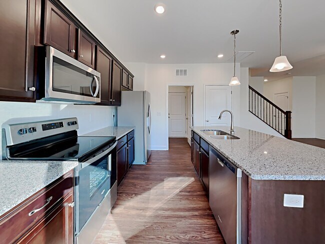 Building Photo - 3273 Brierhill Rd