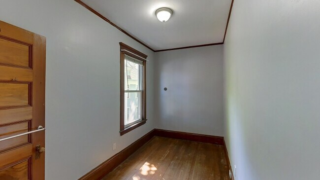 Building Photo - 482 Cambridge St