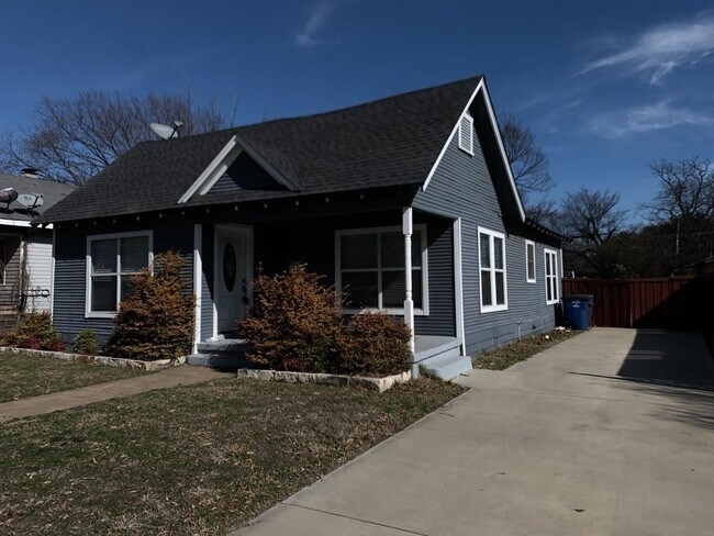 Foto del edificio - 722 S Winnetka Ave